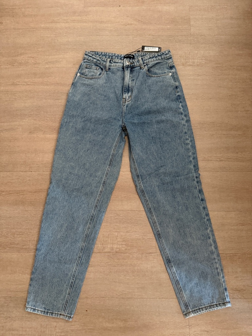 PRETTY LITTLE THING- High-Rise Women's Mom Jeans in Light Blue- Size 8- NWT!